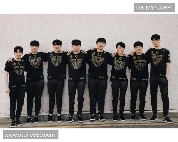 esports数据电竞比分与和平精英深度解析RNG战队的强大实力与战术魅力 esports数据电竞比分与和平精英深度解析RNG战队的强大实力与战术魅力